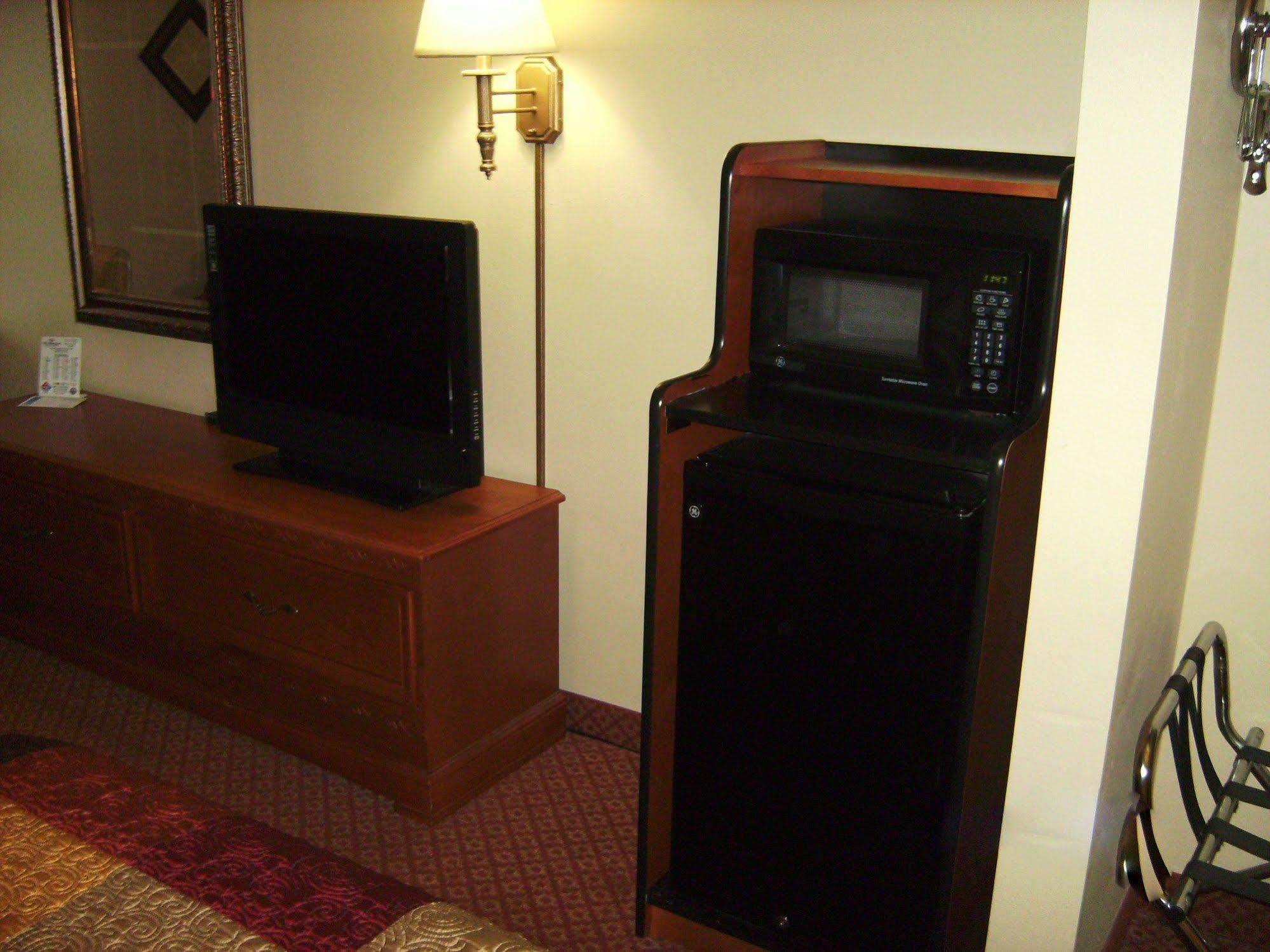 All American Inn & Suites Branson Eksteriør billede